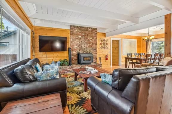 Newly Renovated with Foosball Table - Image 1